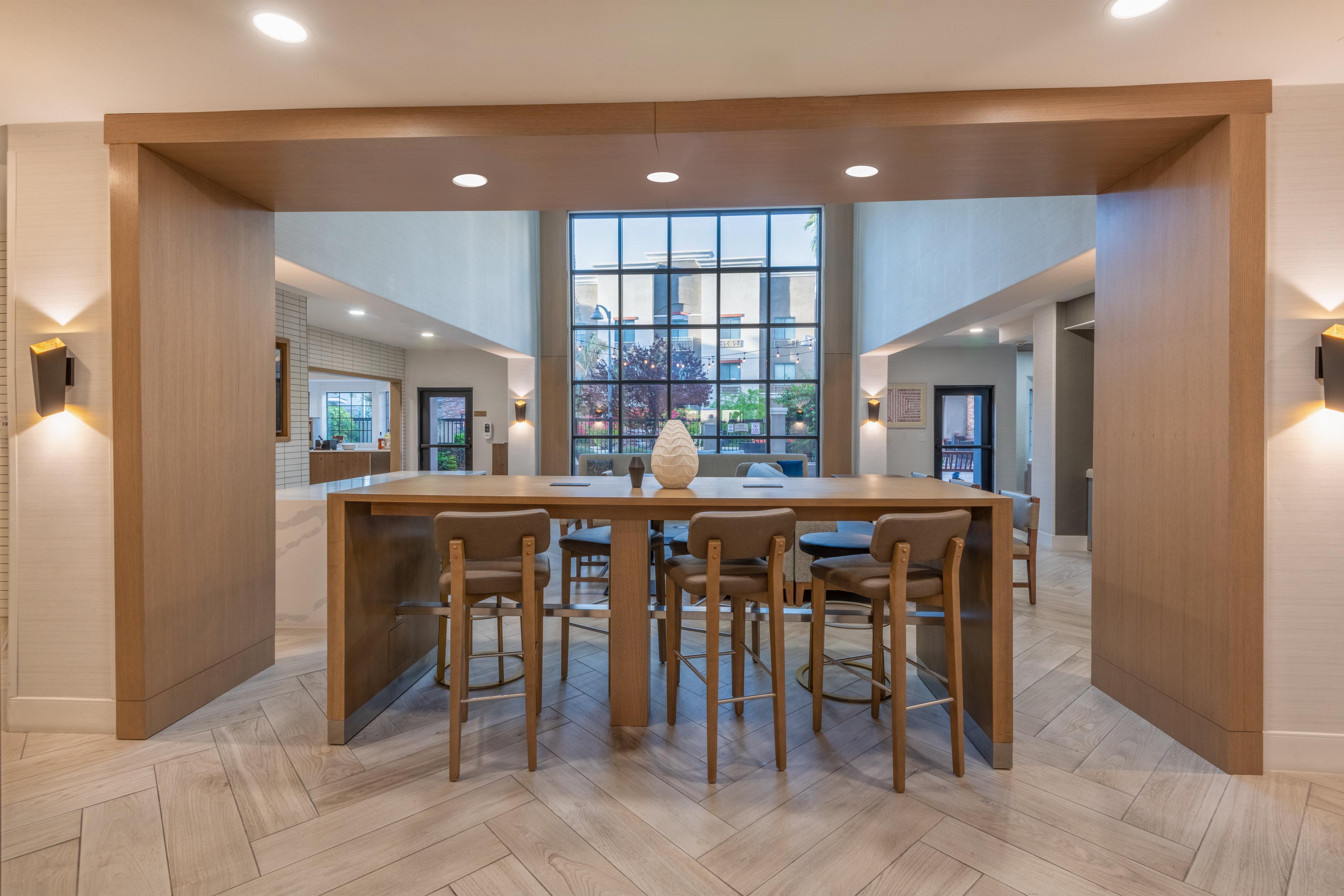 Staybridge Suites Phoenix Glendale Sports Dist By Ihg Bagian luar foto
