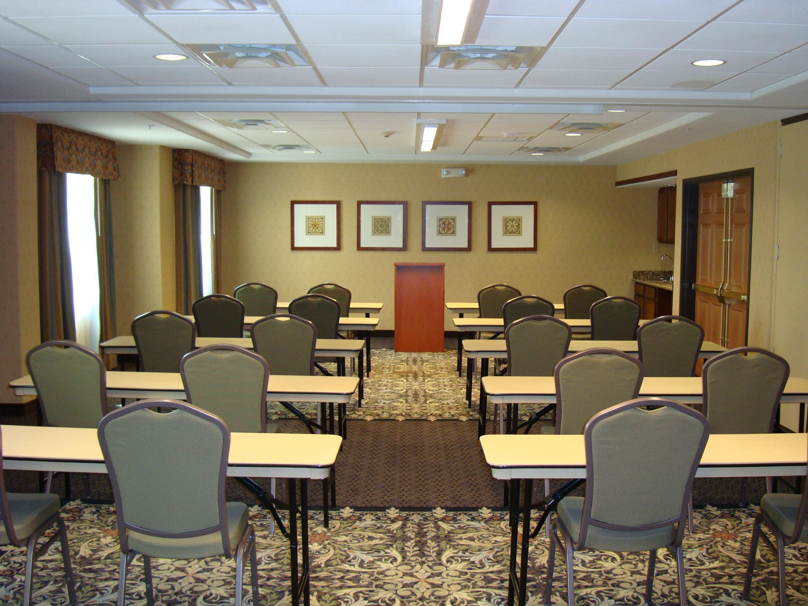 Staybridge Suites Phoenix Glendale Sports Dist By Ihg Fasilitas foto